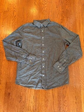 UNTUCKit Men's Gray Button-Down Dress Shirt